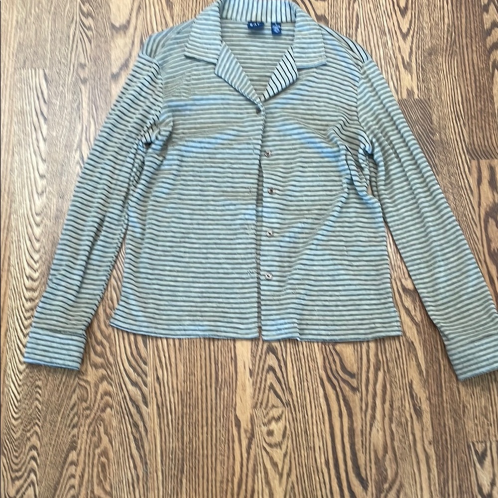 GAP Women's Black and Gray Striped Button-Down Shirt